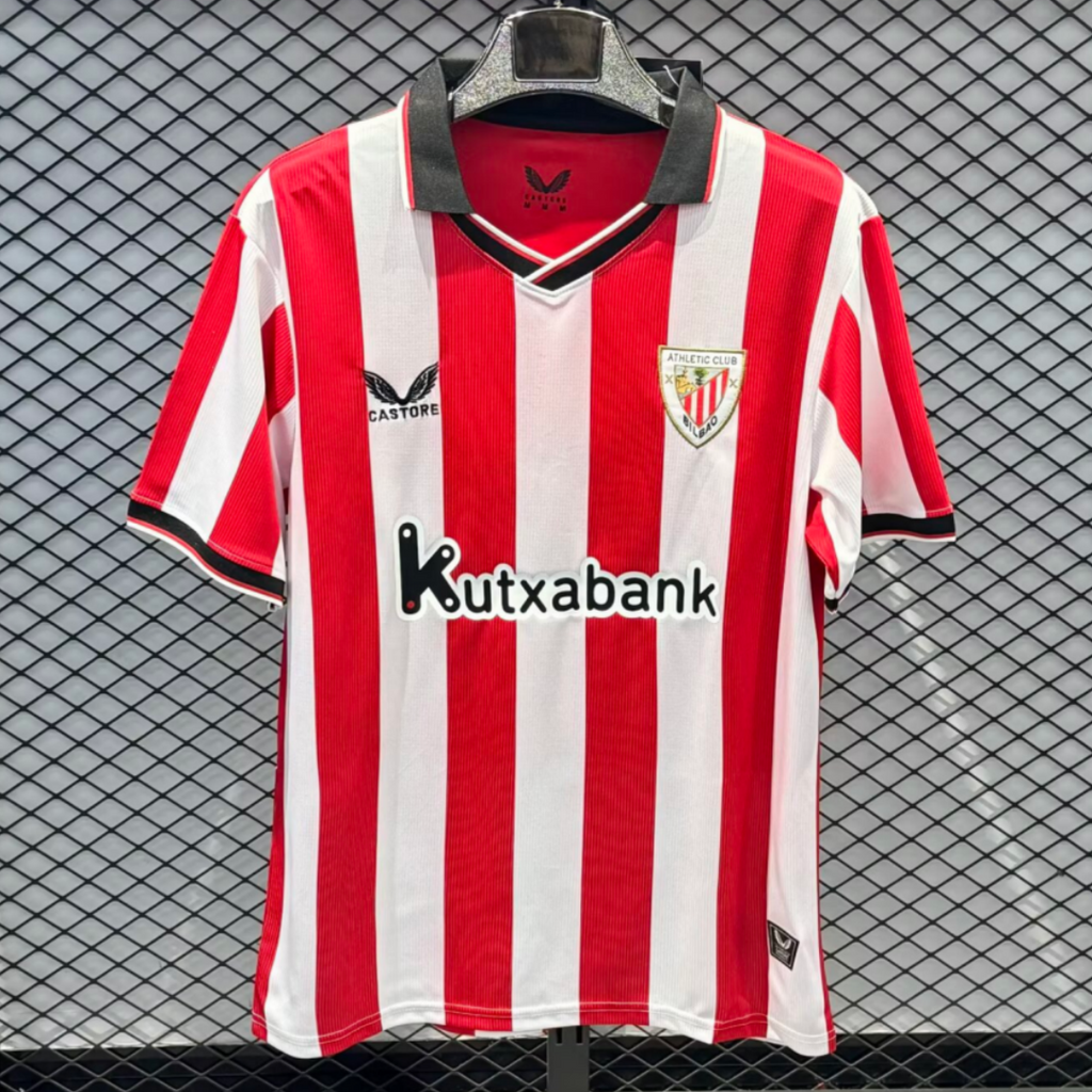 Maillot domicile Athletic Bilbao 25/26, marque Le 12 -ème Maillot, avec logo du club et design rouge et blanc.