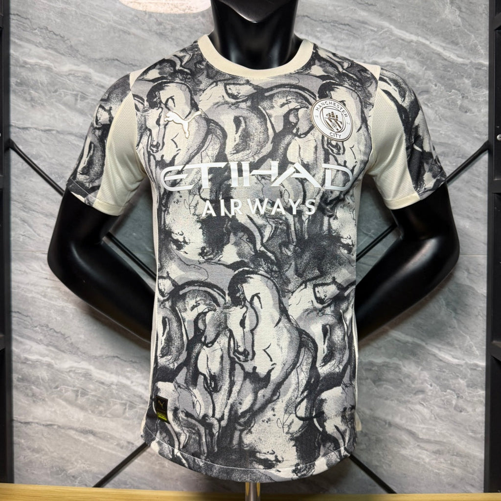 Maillot Manchester City 25/26 Le 12-ème Maillot, maillot de joueur spécial, en tissu bleu avec logo officiel.