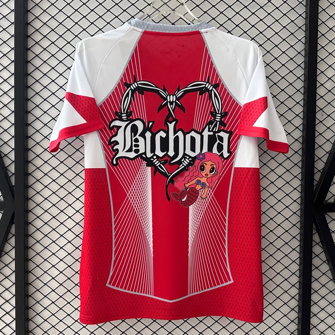 Maillot FC Barcelone rouge 25/26 de la marque Le 12 -ème Maillot, vue de face avec logo et détails du maillot.