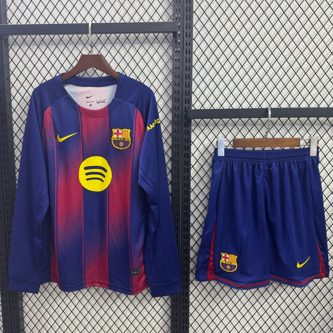 Ensemble de football Barcelone domicile 25/26 Le 12 -ème Maillot, maillot à manches longues pour adulte mâle, logo visible.