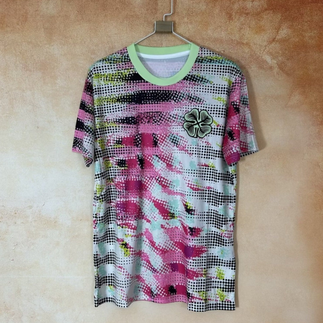 Maillot de football Celtic Glasgow 25/26, version spéciale, par Le 12 -ème Maillot, vue de face avec logo et détails du maillot