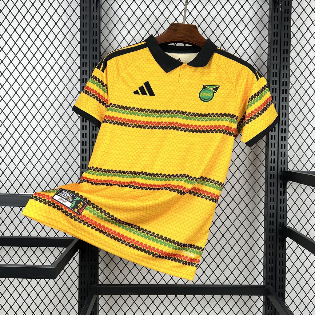 Maillot Jamaique Coupe du Monde 2026 Le 12 -ème Maillot, maillot de football avec couleurs nationales et logo officiel.