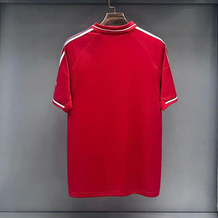 Maillot domicile Nottingham Forest 25/26 Le 12 -ème Maillot, maillot de football avec logo et design rouge et blanc.