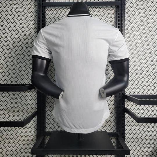 Maillot de football Japon 2023 2024 Le 12 -ème Maillot, maillot de sport avec design japonais et logo officiel.