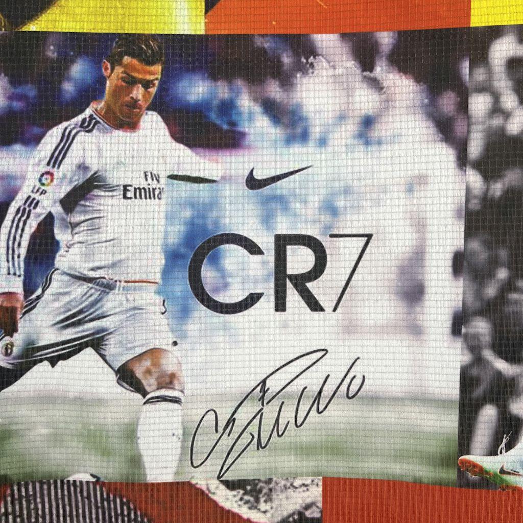Maillot Ronaldo concept 2025-26 de Le 12 -ème Maillot, maillot de football avec logo et design moderne, vue frontale.