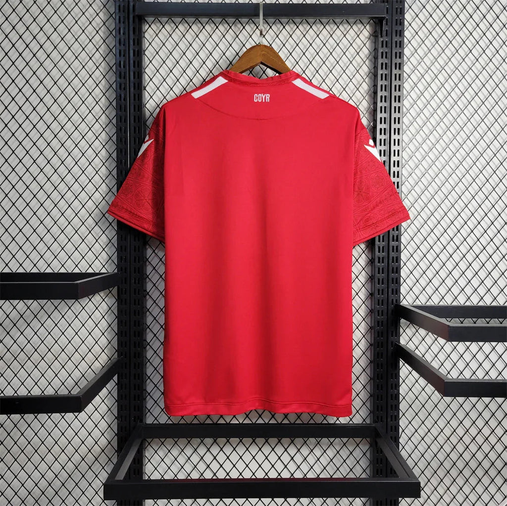 Maillot Nottingham Forest 2022-23 par Le 12-ème Maillot, maillot de football avec logo officiel et design moderne.