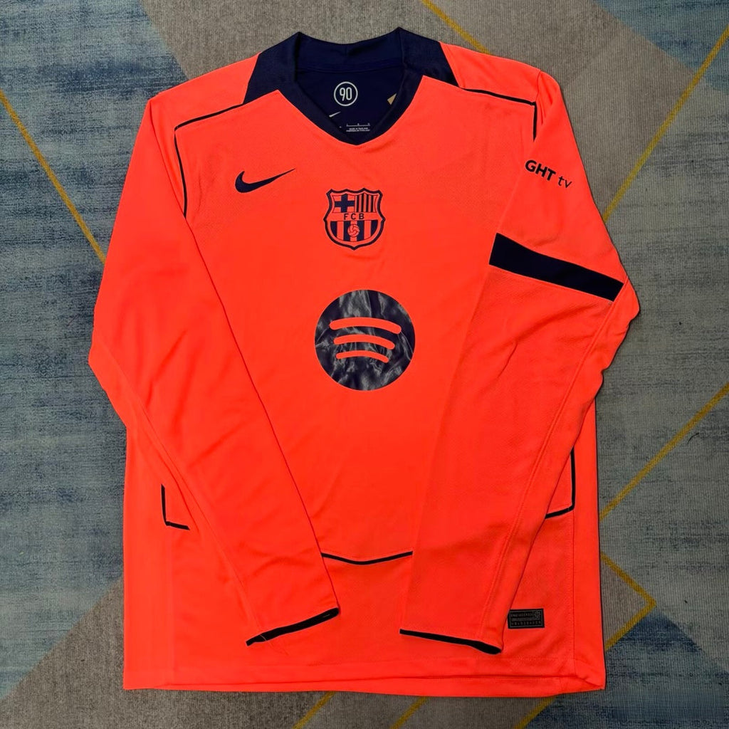 Maillot extérieur à manches longues Le 12 -ème Barcelone 25/26, maillot de football pour enfants, vue de face.
