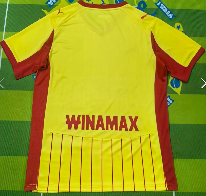 Maillot domicile RC Lens 25/26 Le 12 -ème Maillot, maillot de football élégant avec logo et couleurs officielles du club.