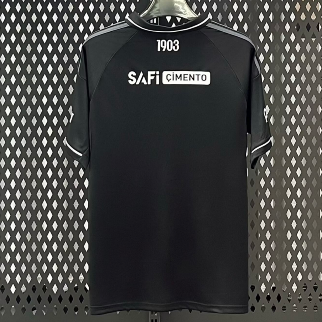 Maillot de football Besiktas troisième, taille 25/26, marque Le 12 -ème Maillot, vue de face avec logo et détails du maillot.