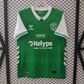 Maillot domicile Saint Etienne 25/26 Le 12 -ème Maillot, maillot de football vert avec logo et détails officiels.
