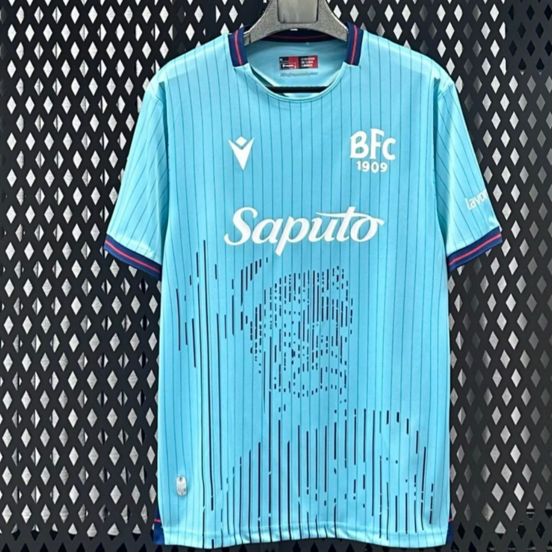 Maillot 25/26 Bologna Third de Le 12 -ème Maillot, maillot de football avec logo et design coloré visible.