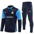 Ensemble Marseille bleu 25/26 de la marque Le 12 -ème Maillot, vêtement pour jeunes avec haut et pantalon assortis.