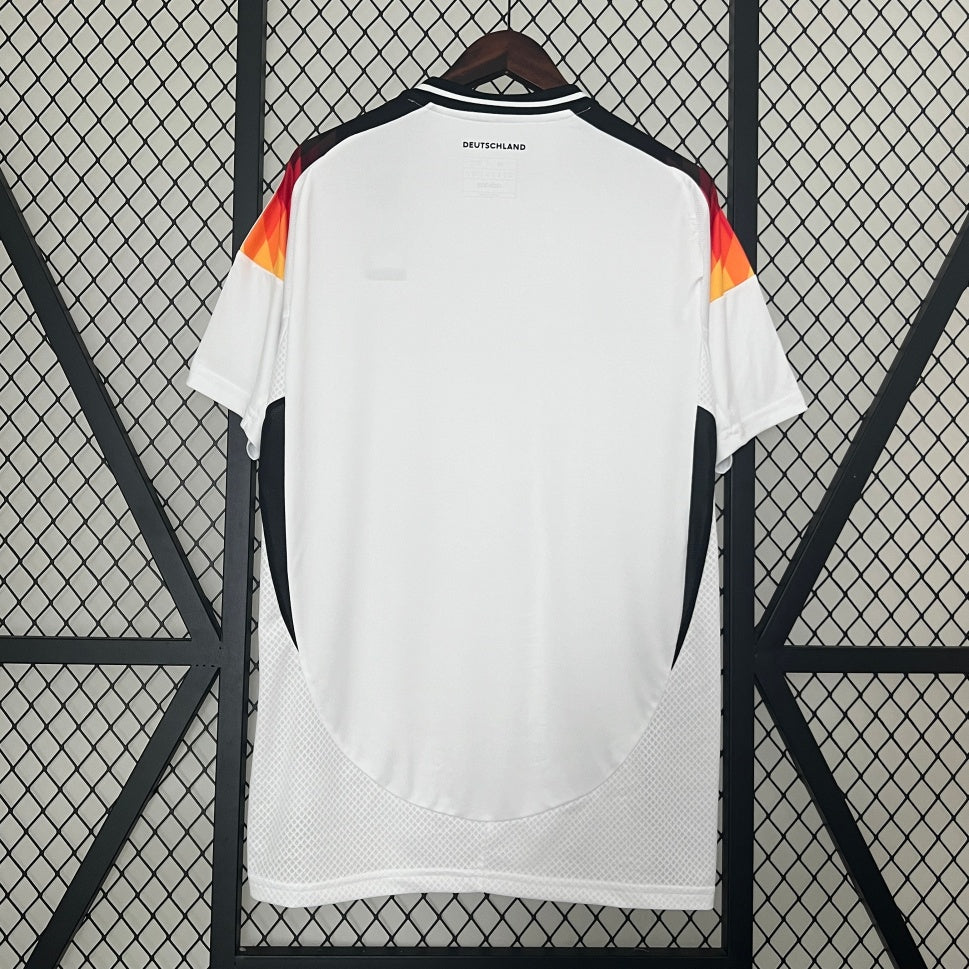 Maillot domicile 2024 Allemagne Le 12-ème Maillot, maillot de football allemand avec logo et design officiel, vue frontale.