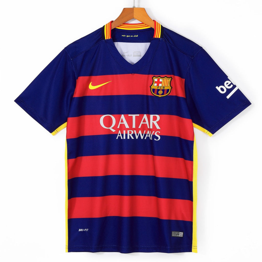 Maillot domicile rétro du FC Barcelone 2015-2016, marque Le 12-ème Maillot, vue de face avec logo et détails du maillot.
