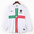 Maillot rétro extérieur Portugal 2011-2012 à manches longues, marque Le 12 -ème Maillot, modèle de football vintage.