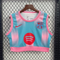 Maillot de football femme Le 12 -ème Maillot Barcelone 25/26, modèle spécial pour femmes, vue de face.