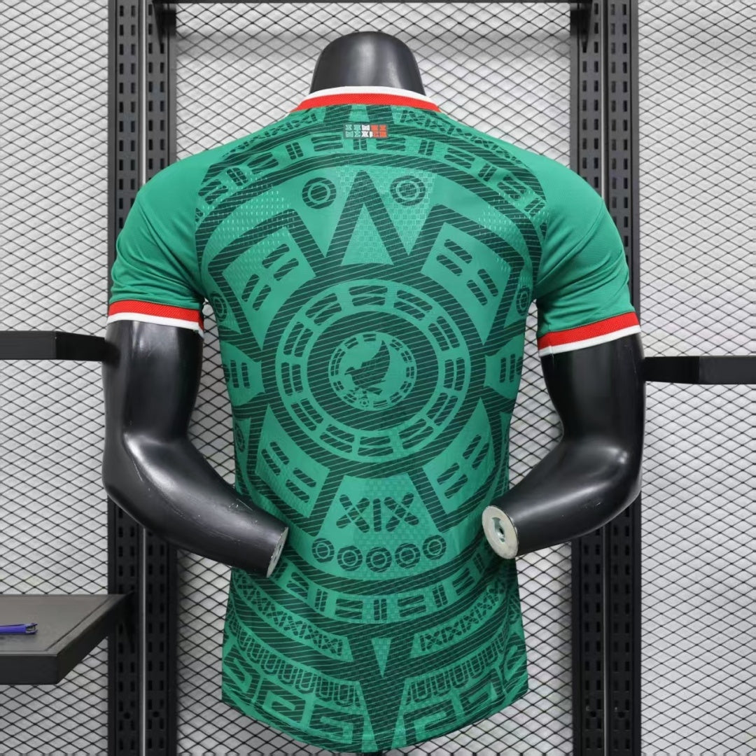 Maillot domicile Mexique 25/26 Le 12 -ème Maillot, maillot de football avec logo et détails du design officiel.