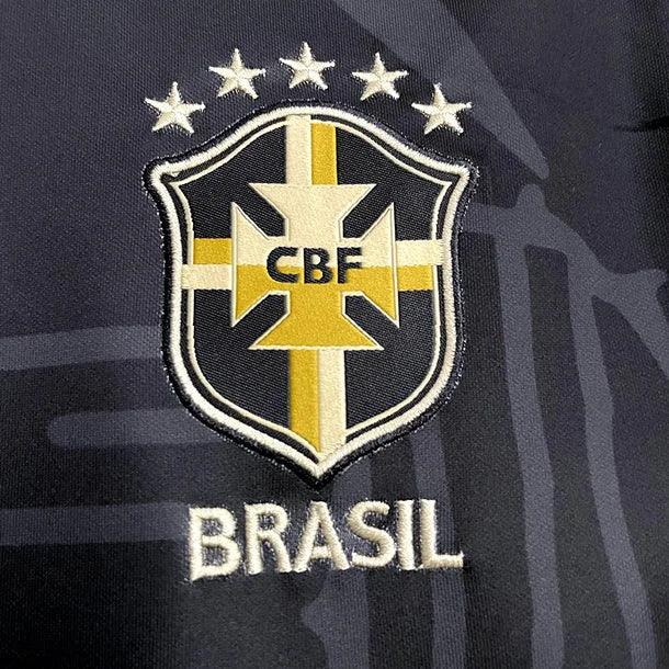Maillot Brésil Concept 2023 de la marque Le 12, vue de face avec design coloré et logo officiel au centre.