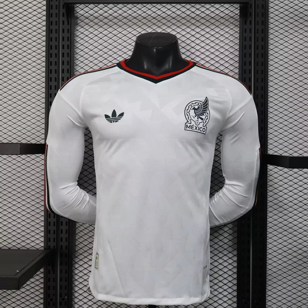 Maillot extérieur Mexique manches longues Coupe du Monde 2026, Le 12 -ème Maillot, vue de face sur fond neutre.