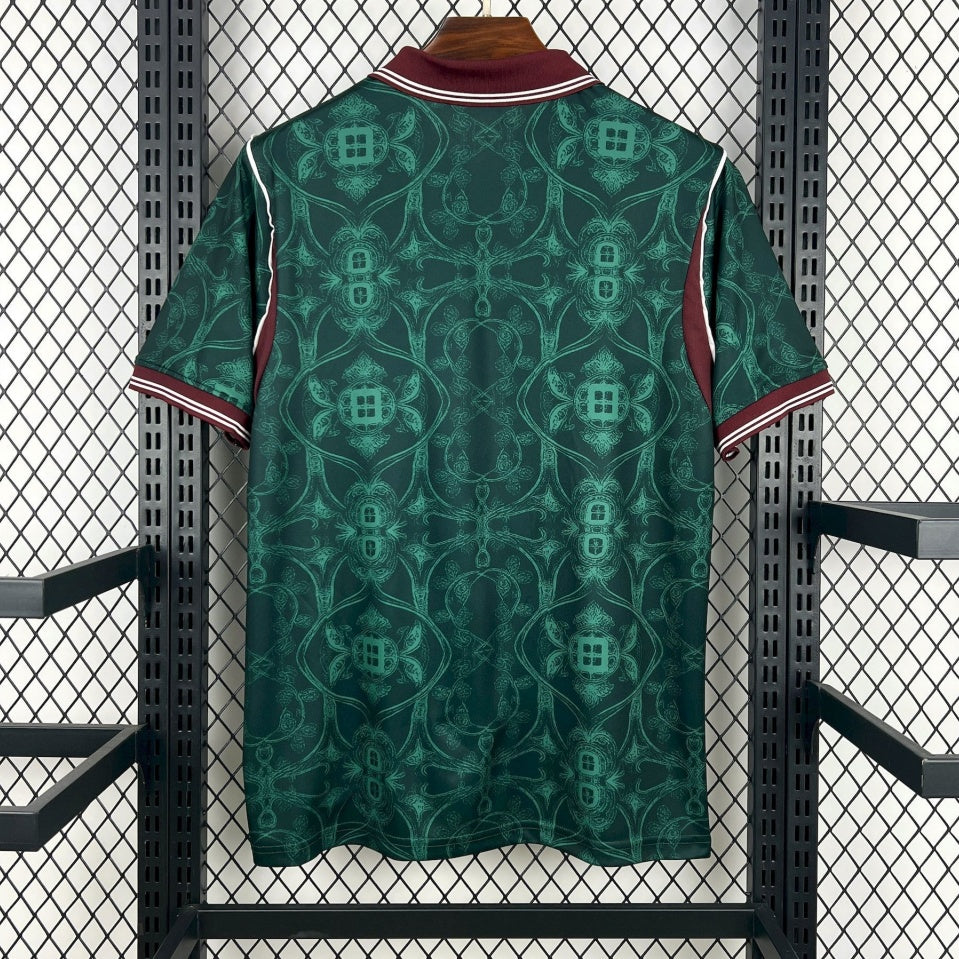 Maillot Portugal 25/26 de football Le 12 -ème, maillot spécial avec logo Portugal et design sportif.