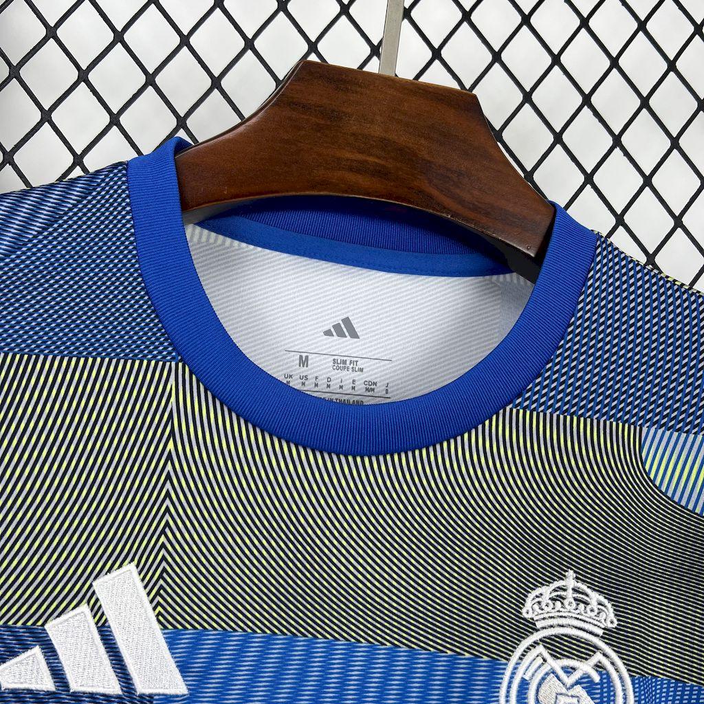 Maillot concept du Real Madrid 2025-26 par Le 12 -ème Maillot, vue de face avec logo et design moderne.