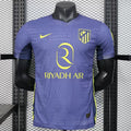 Maillot extérieur de football Atlético Madrid pour enfant 25/26 ans, marque Le 12-ème Maillot, vue de face.