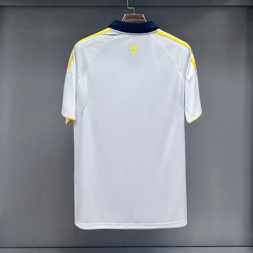 Maillot AL-NASSR troisième, taille 25/26, marque Le 12 -ème Maillot, vue de face avec logo et design sportif bleu et blanc