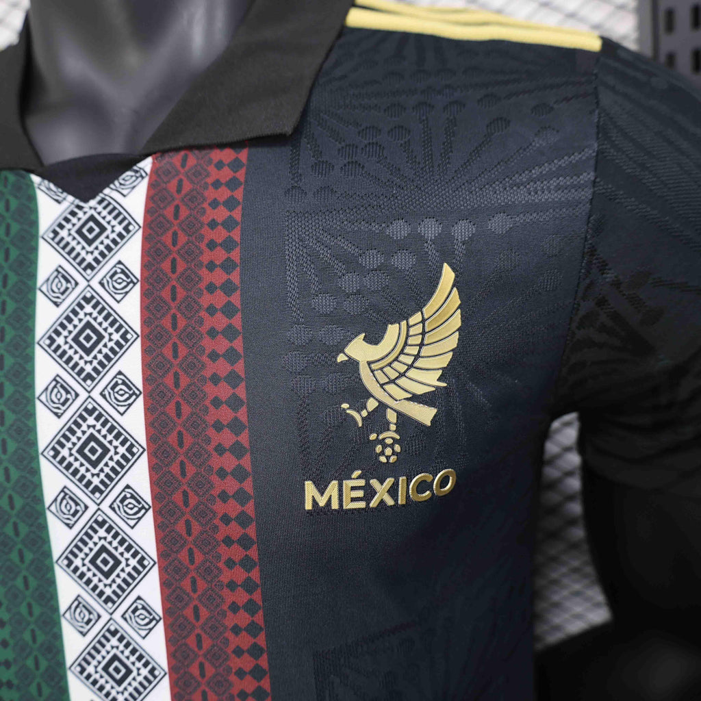 Maillot Mexique concept 2025 de Le 12 -ème Maillot, vue de face avec design coloré et logo officiel sur le devant.