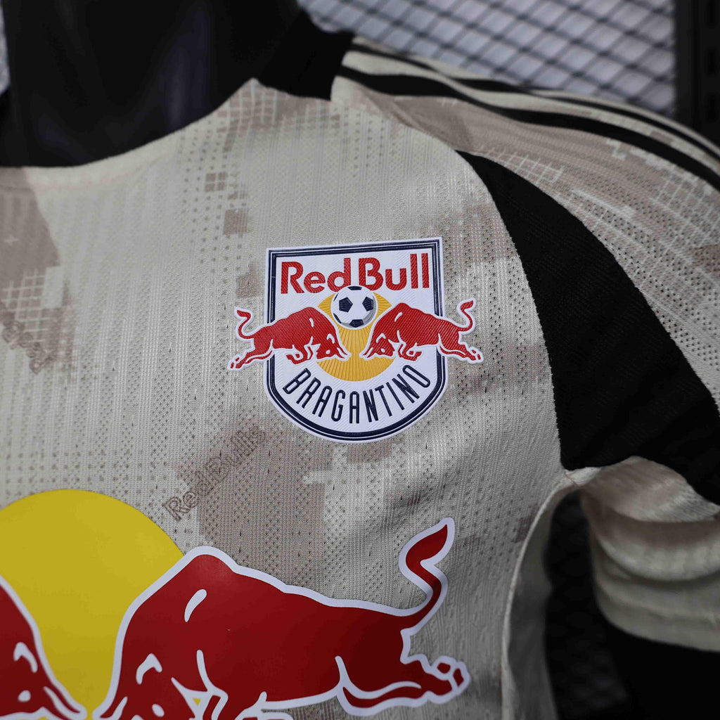 Maillot extérieur Leipzig 2025-26 Le 12 -ème Maillot, maillot de football avec logo de l'équipe et design moderne.