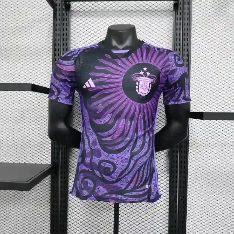 Maillot Argentine Concept 2023-2024 de Le 12, maillot de football avec logo et détails en bleu et blanc.