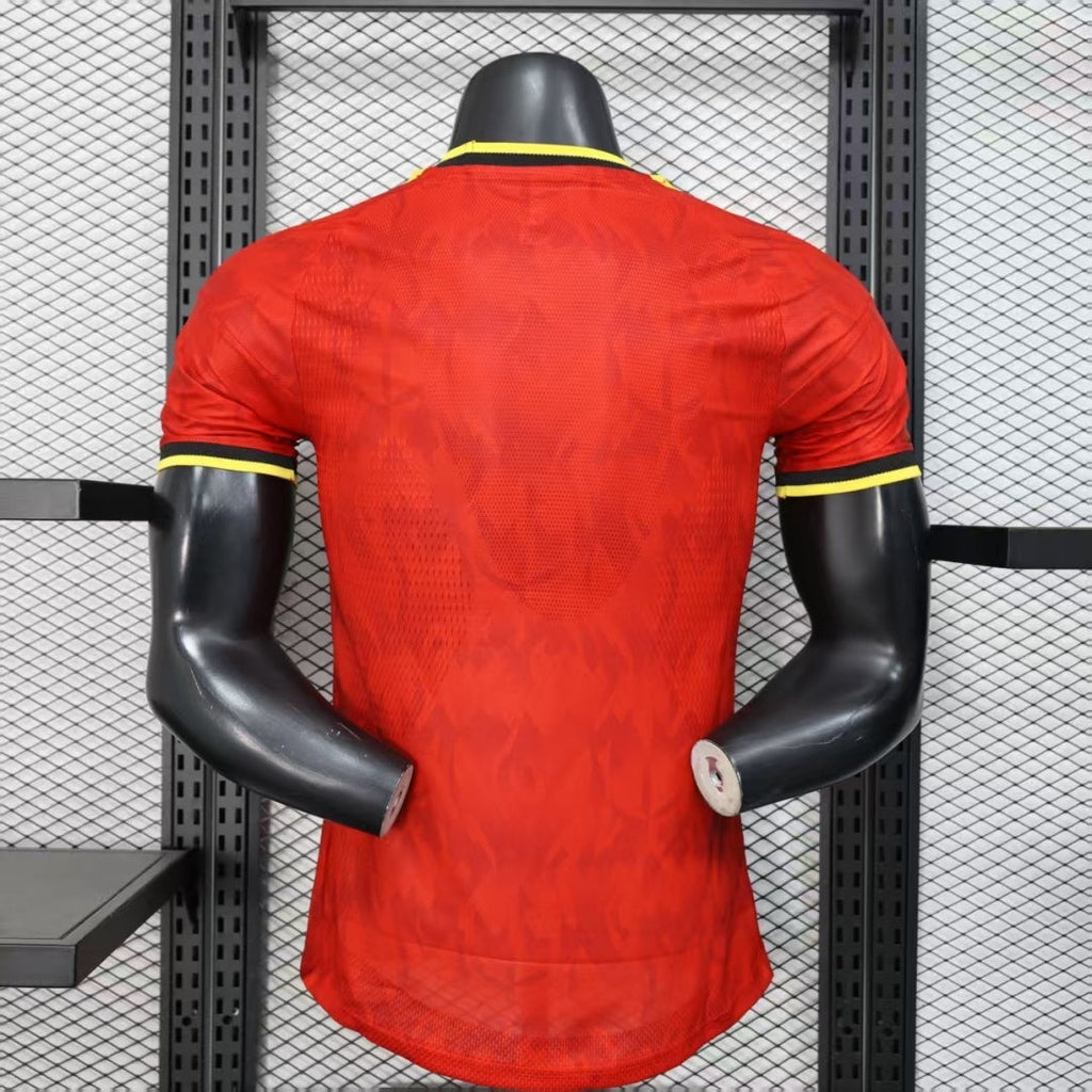 Maillot domicile Belgique 2025/26 de l'équipe nationale, marque Le 12 -ème Maillot, vue de face avec logo et détails du maillot.
