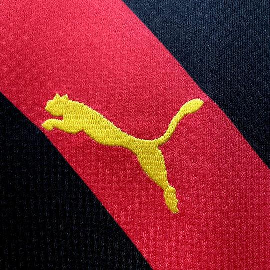 Maillot Manchester City 2022/23 Le 12 -ème Maillot, vue frontale avec logo et détails du maillot.