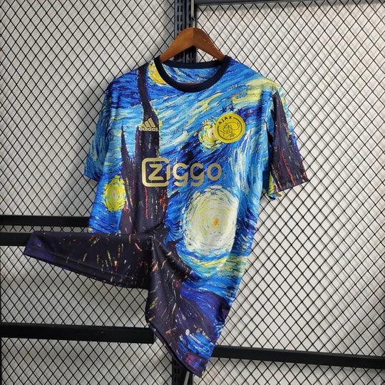 Maillot Ajax saison 2023-2024 édition spéciale COLOR Le 12 -ème, maillot de football avec logo et détails colorés.