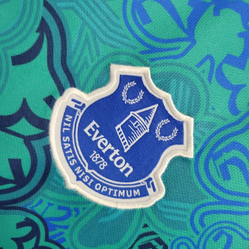 Maillot Everton concept 2024-25 par Le 12-ème Maillot, maillot de football avec logo et design moderne visible sur l'image.