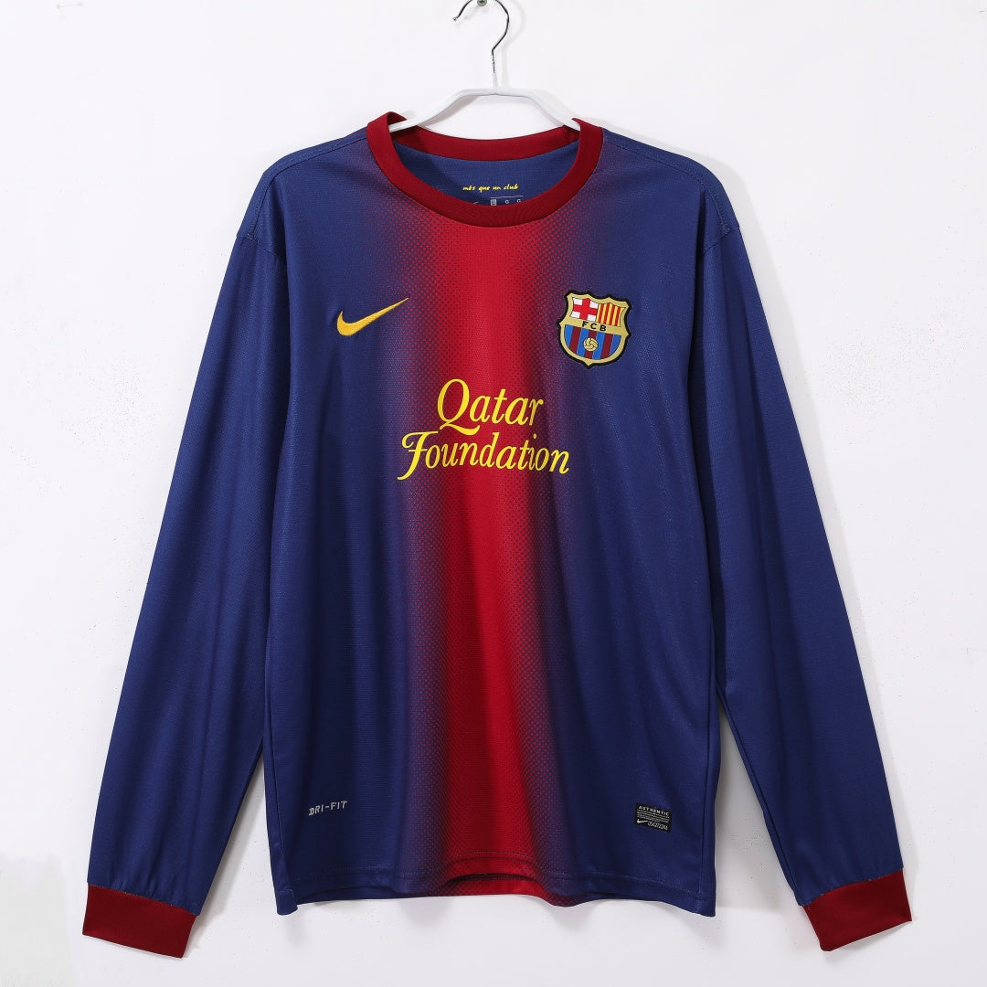 Maillot domicile rétro de Barcelone 2012-2013 à manches longues, marque Le 12 -ème Maillot, en bleu avec logo du club.