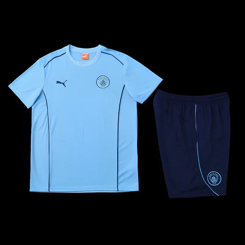 Ensemble Manchester City de la marque Le 12 -ème Maillot, maillot de football avec logo et détails bleus.