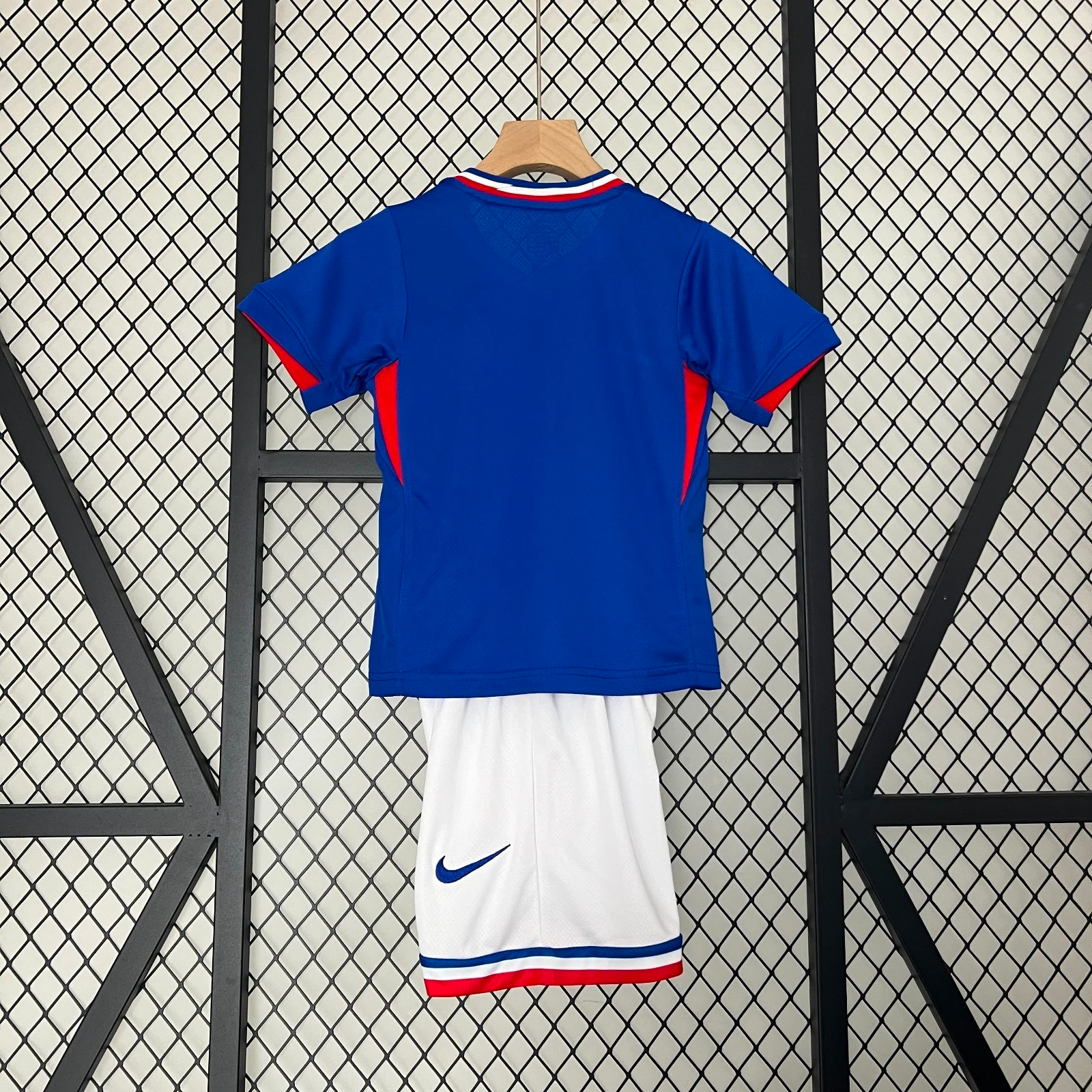 Ensemble pour enfant 24/25 ans Le 12 -ème Maillot, vêtement coloré avec motifs pour garçon ou fille.