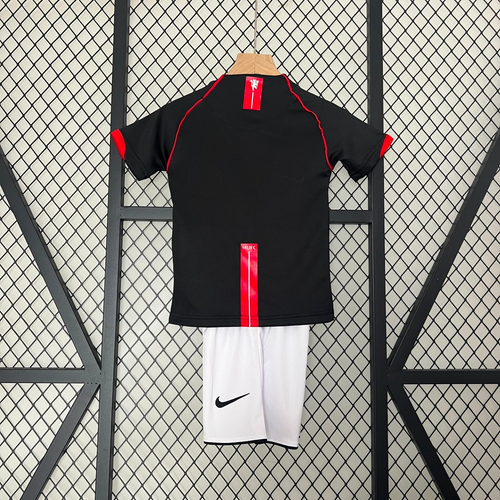 Ensemble pour enfant Manchester United Le 12 -ème Maillot, vêtements 24/25 ans, t-shirt et shorts pour jeune supporter.