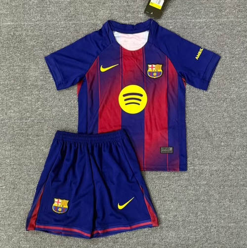 Ensemble enfant Barcelone domicile Le 12 -ème Maillot, taille 25/26, maillot et short assortis pour jeune supporter.