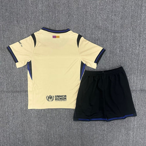 Ensemble pour enfant Le 12 -ème Maillot Barcelone 25/26 ans, tenue extérieure pour jeunes enfants, vue de face.