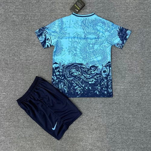 Ensemble pour enfant Barcelone Spécial bleu de la marque Le 12 -ème Maillot, veste et pantalon assortis pour garçon ou fille.