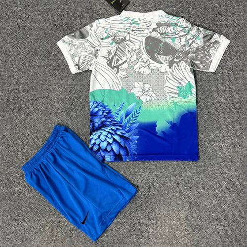 Ensemble enfant 25/26 ans Le 12 -ème Maillot Brésil spécial bird, tenue colorée avec motif d'oiseau pour jeunes enfants.