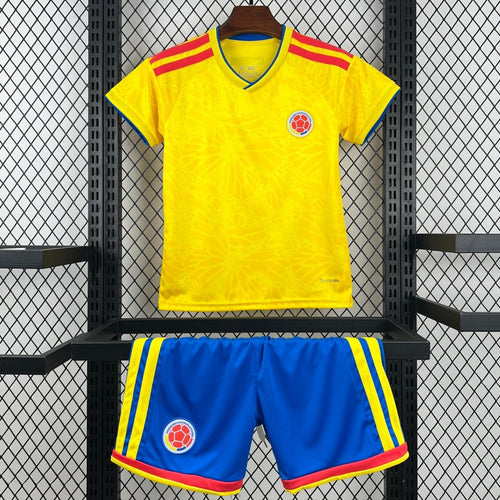 Ensemble enfant 25/26 ans Le 12 -ème Maillot, maillot domicile de l'équipe Colombie pour jeunes.