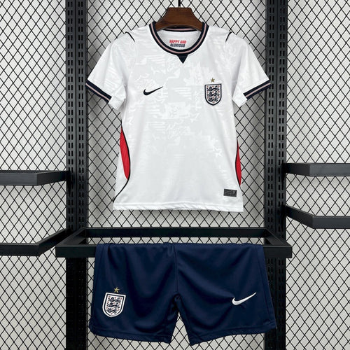 Ensemble enfant 25/26 ans England domicile, maillot et short Le 12-ème Maillot, tenue sportive pour jeune supporter.