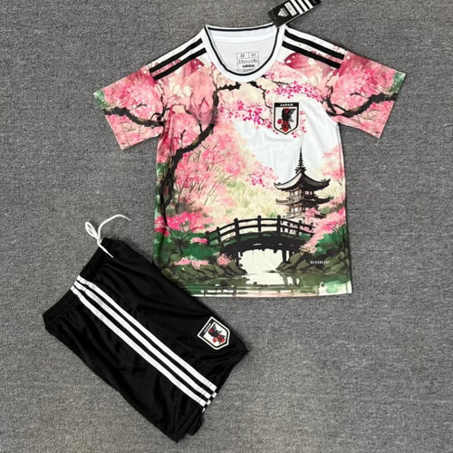 Ensemble pour enfant Japon spécial rose de la marque Le 12 -ème Maillot, taille 25/26, vêtement coloré et confortable.