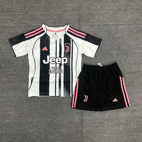 Ensemble enfant Juventus domicile Le 12 -ème Maillot, maillot et shorts verts pour 2-3 ans, vêtement de football pour jeunes.