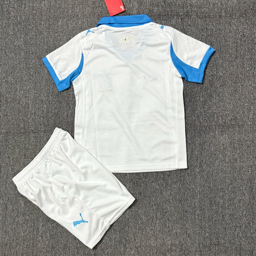 Ensemble enfant Marseille domicile Le 12 -ème Maillot, maillot et short bleu pour 2-3 ans, look sportif et coloré.