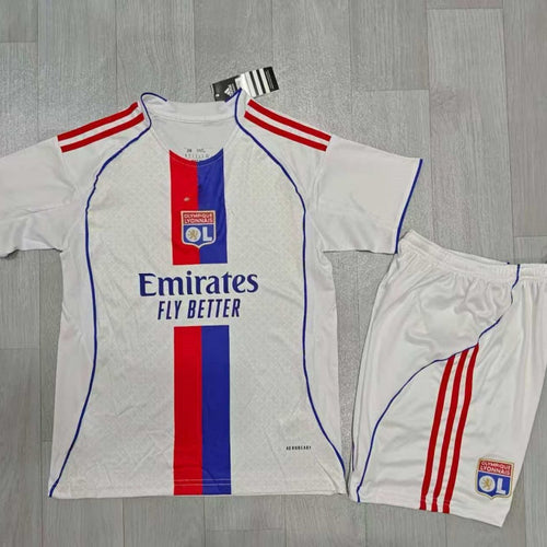 Ensemble pour enfant Olympique Lyonnais 25/26 ans, maillot et short Le 12 -ème Maillot, vêtements de sport pour jeune fan.