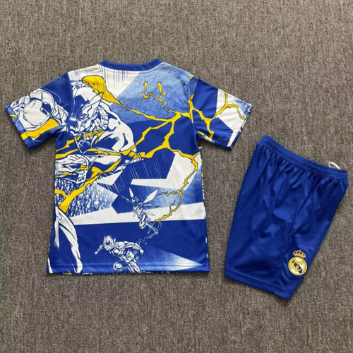 Ensemble enfant Real Madrid Le 12 -ème Maillot pour enfants de 2-3 ans, maillot et short assortis, bleu avec logo du club.