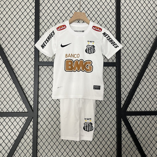 Ensemble pour enfant Santos de la marque Le 12 -ème Maillot, taille 25/26, composé d'un haut et d'un pantalon.